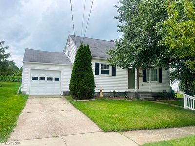 160 Sharon Ave