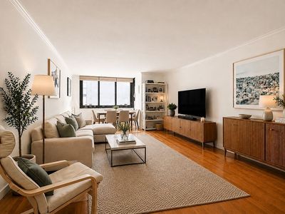 515 E 72nd St APT 6J