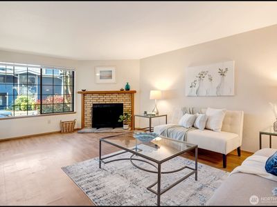 8407 18th Avenue W #7-102