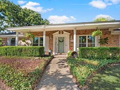 1317 Wade Dr
