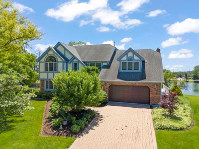 1841 Helen Ct