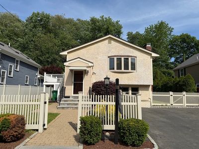 43 Deerfield Ave