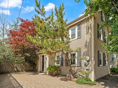9 Lemon St