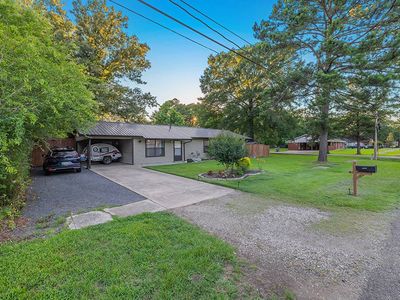 1504 S Elm St
