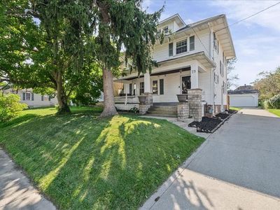 29 W Prospect St