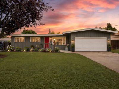 Property at 530 W 18th Ave, Kennewick, WA