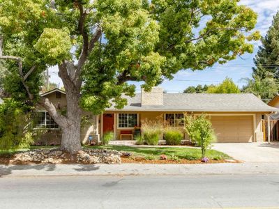 1222 Marilyn Dr