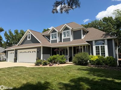 1225 River View Cir