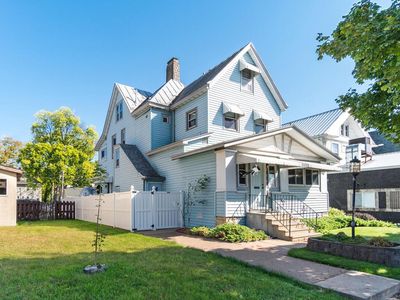 215 7th STREET SOUTH South