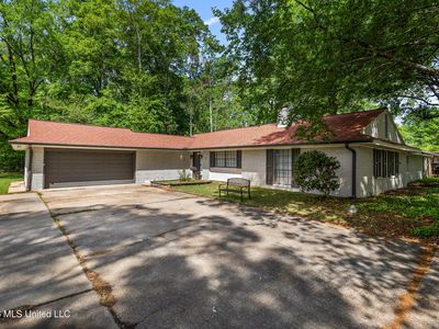 5144 Reddoch Dr