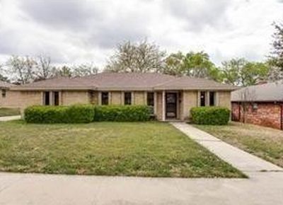 1400 Quill Dr