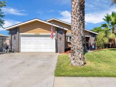 1936 N Woodridge Way