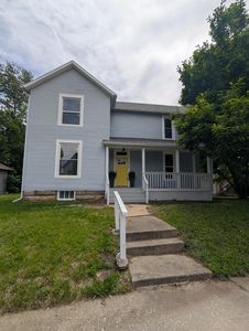 214 N Bell Ave