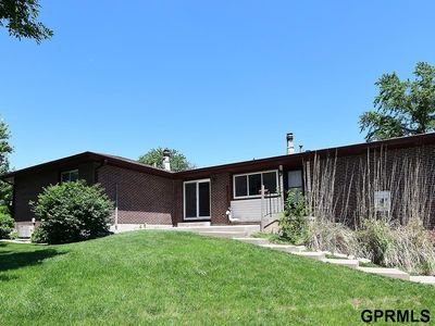 2205 Sandstone Rd