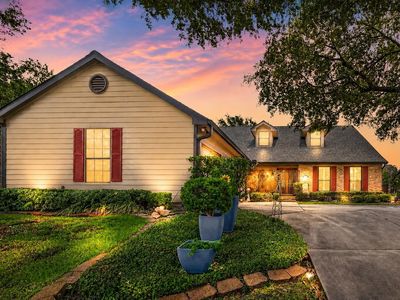 303 Longview Dr