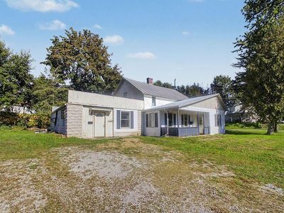 5 Columbus Rd