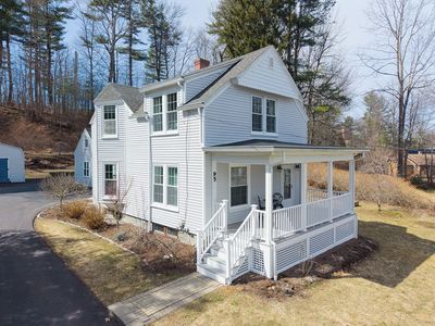 95 Sunnyside Ave