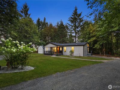 90 SE Orca Lane