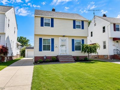 4111 Torrington Ave