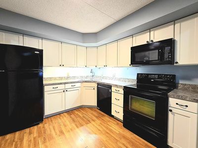 2455 Londin Ln E APT 117