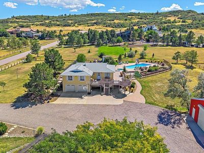 10705 Niagara Street