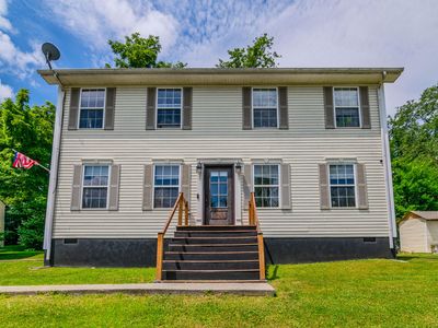 103 Boreing Dr