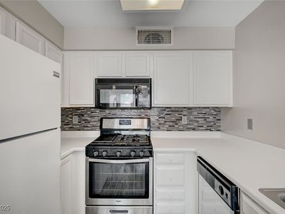 3060 Tarpon Dr UNIT 102