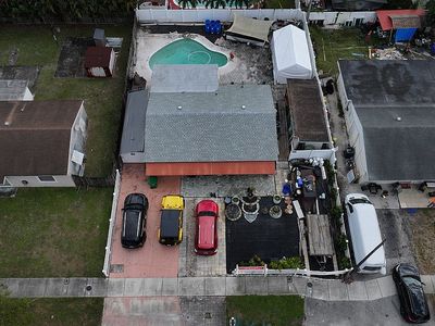 1660 SW 48th Ave