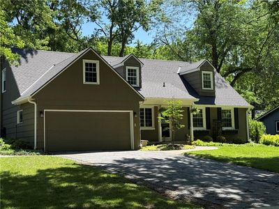 7909 Outlook Ln
