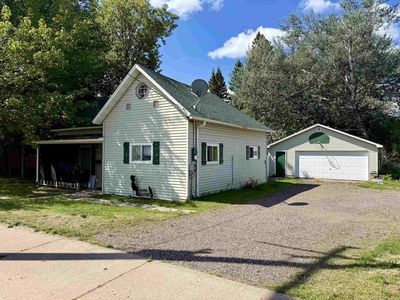 676 LAKE AVENUE SOUTH