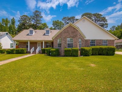 1721 Regency Dr