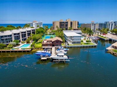 1167 Hillsboro Mile APT 607