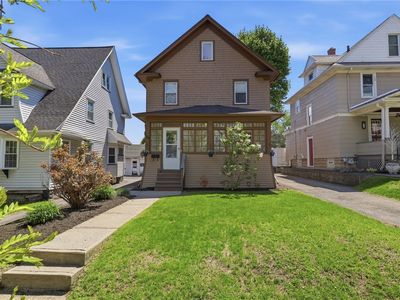 84 Marion St
