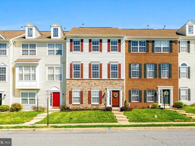 318 E Wainscot Dr