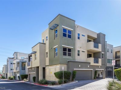 11257 Rainbow Peak Ave Unit 211