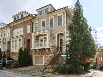 2114 W Village Xing SE