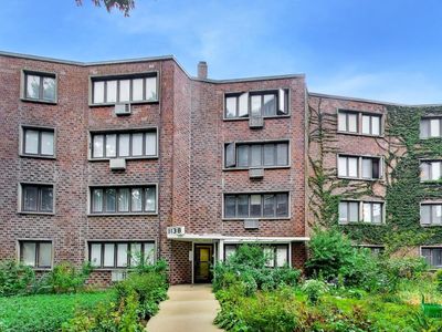 1138 W Lunt Ave APT 2B