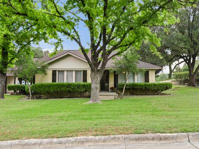 2200 Skyline Dr