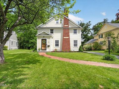 23 Herber Avenue