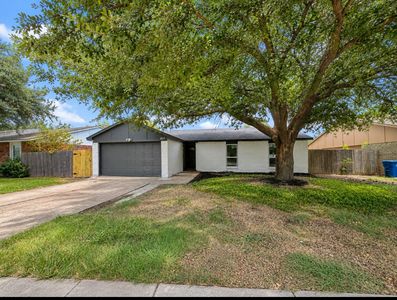 5229 Nash Dr