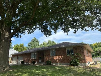 Property at 808 S Mar Dr, Marshall, MO