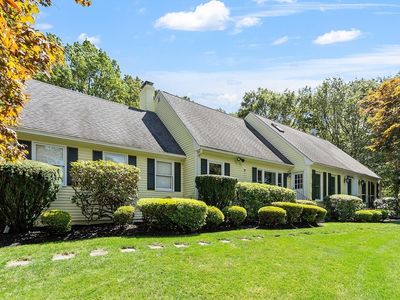 30 Goose Pond Rd