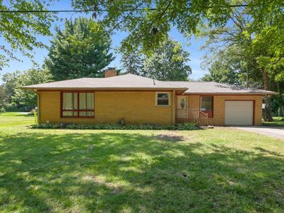 19637 Paxson Dr N