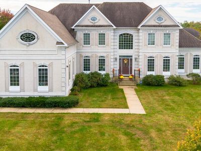 10 Angelo Ct