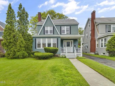 138 Cardinal Avenue
