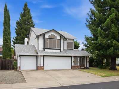 2210 Thurton Dr
