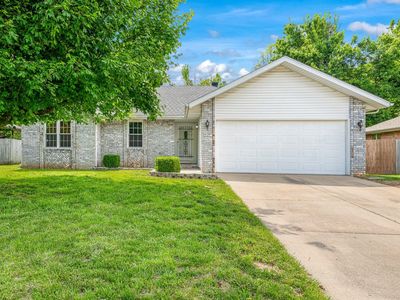 439 S Suburban Avenue