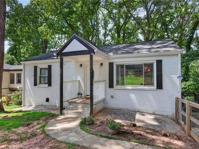 2162 Doris Dr