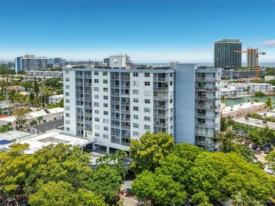 6900 Bay Dr APT 11G