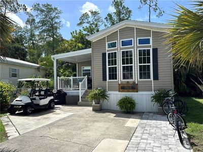 10819 Short Tailed Hawk CIR